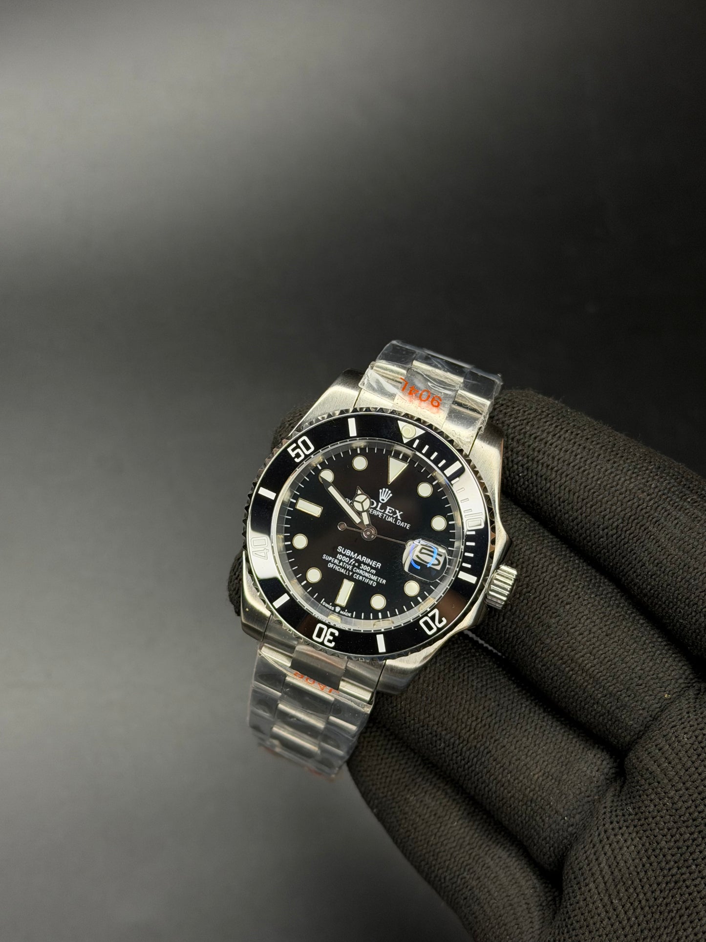 40mm Diver Automatic Watch – Black Dial | Oyster Bracelet