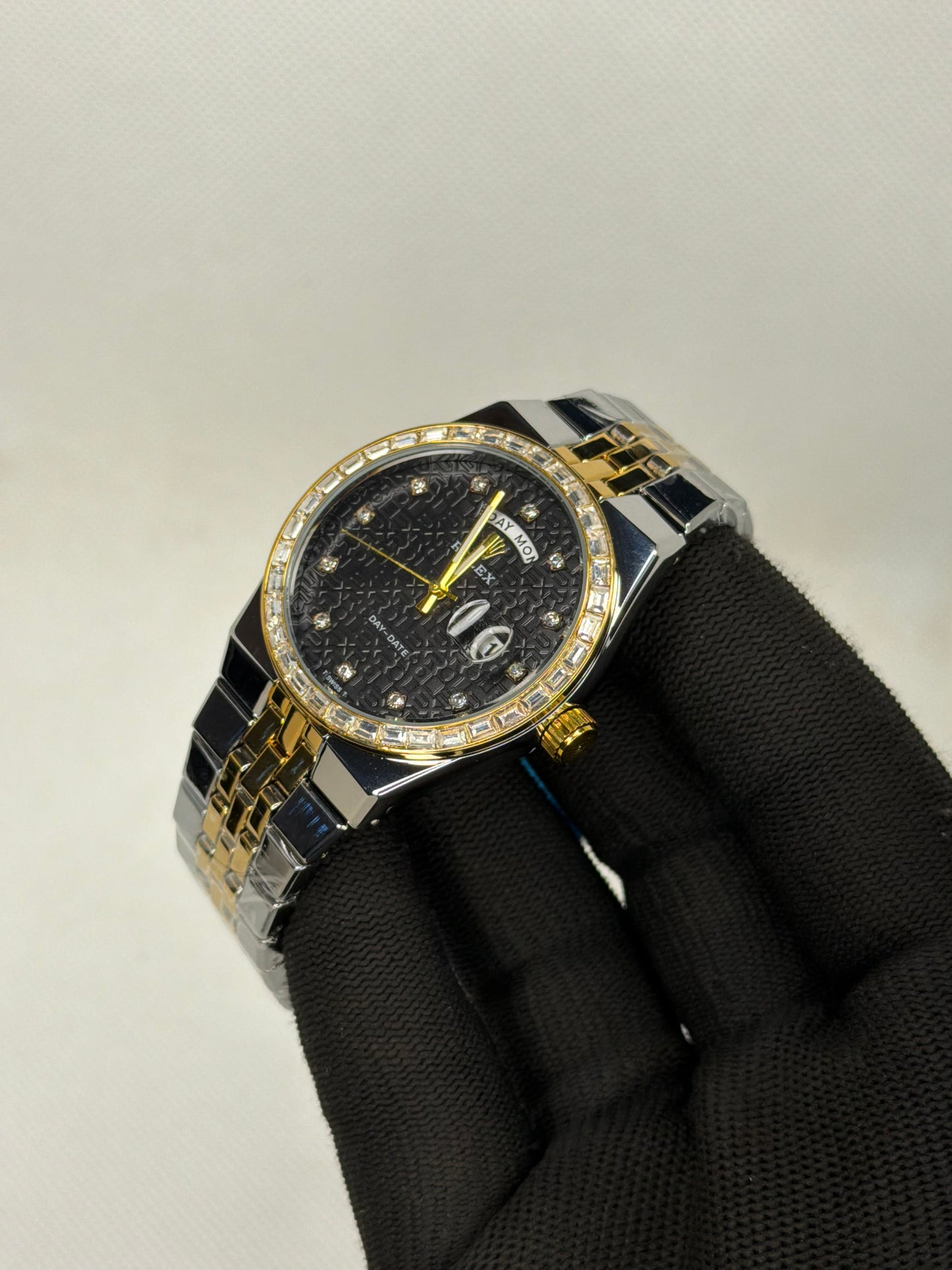 Luxury Day-Date Diamond Bezel Black Dial Two Tone Stainless Steel Men’s Watch