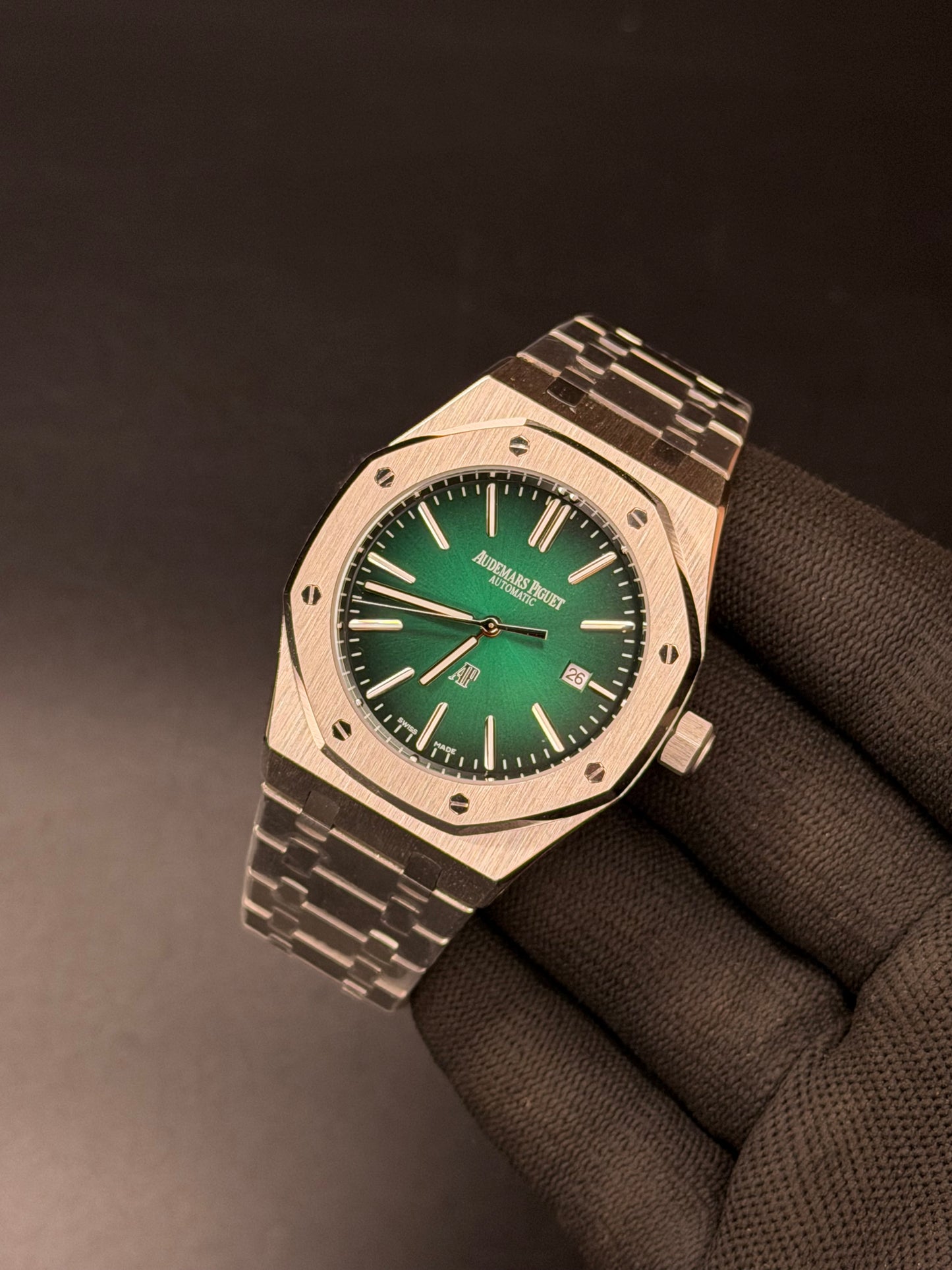 41mm Royal Oak Style Automatic Watch – Green Tapisserie Dial | Integrated Bracelet
