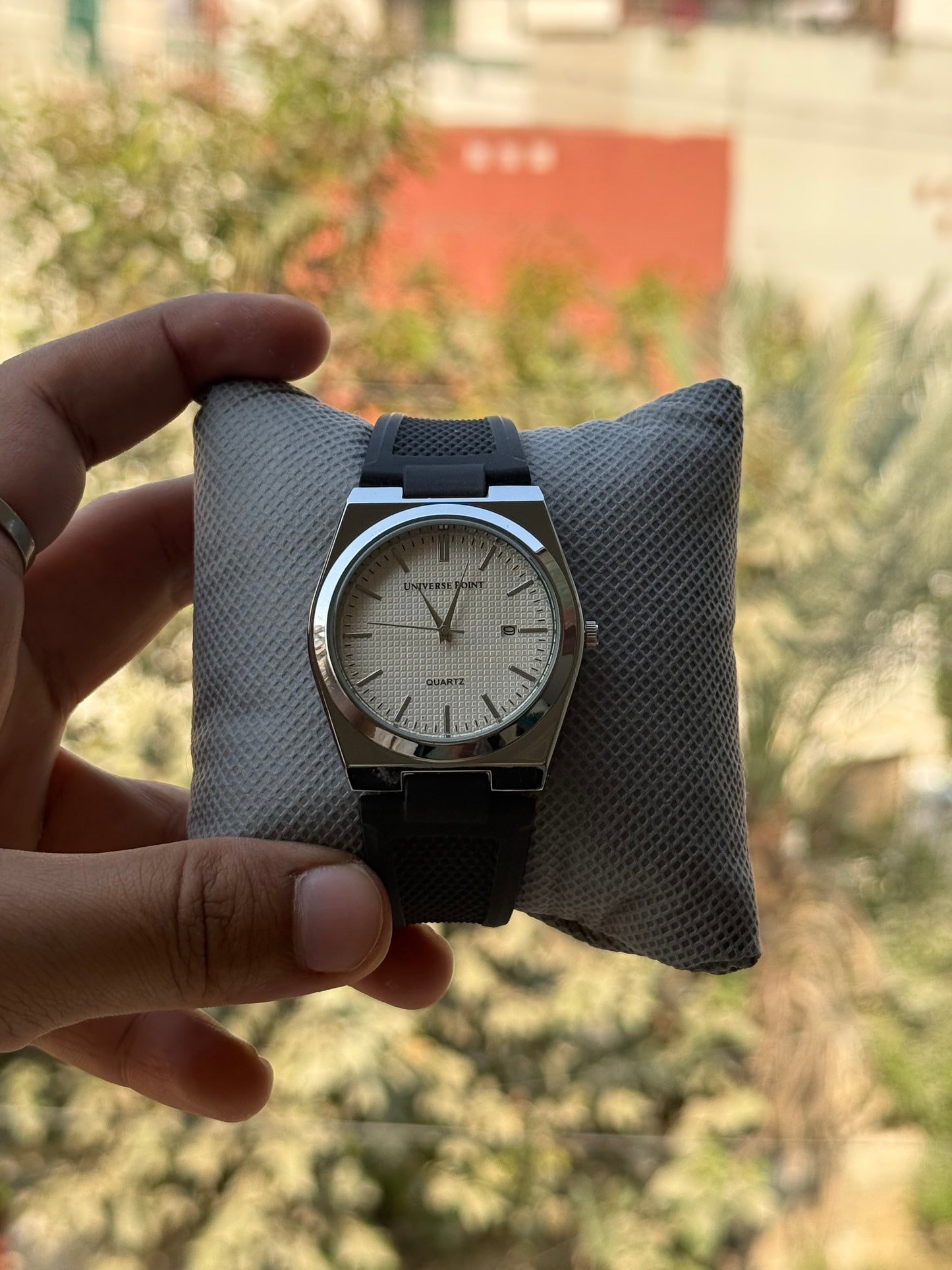 MJ Universe Point Men’s Slim Quartz Watch With Date