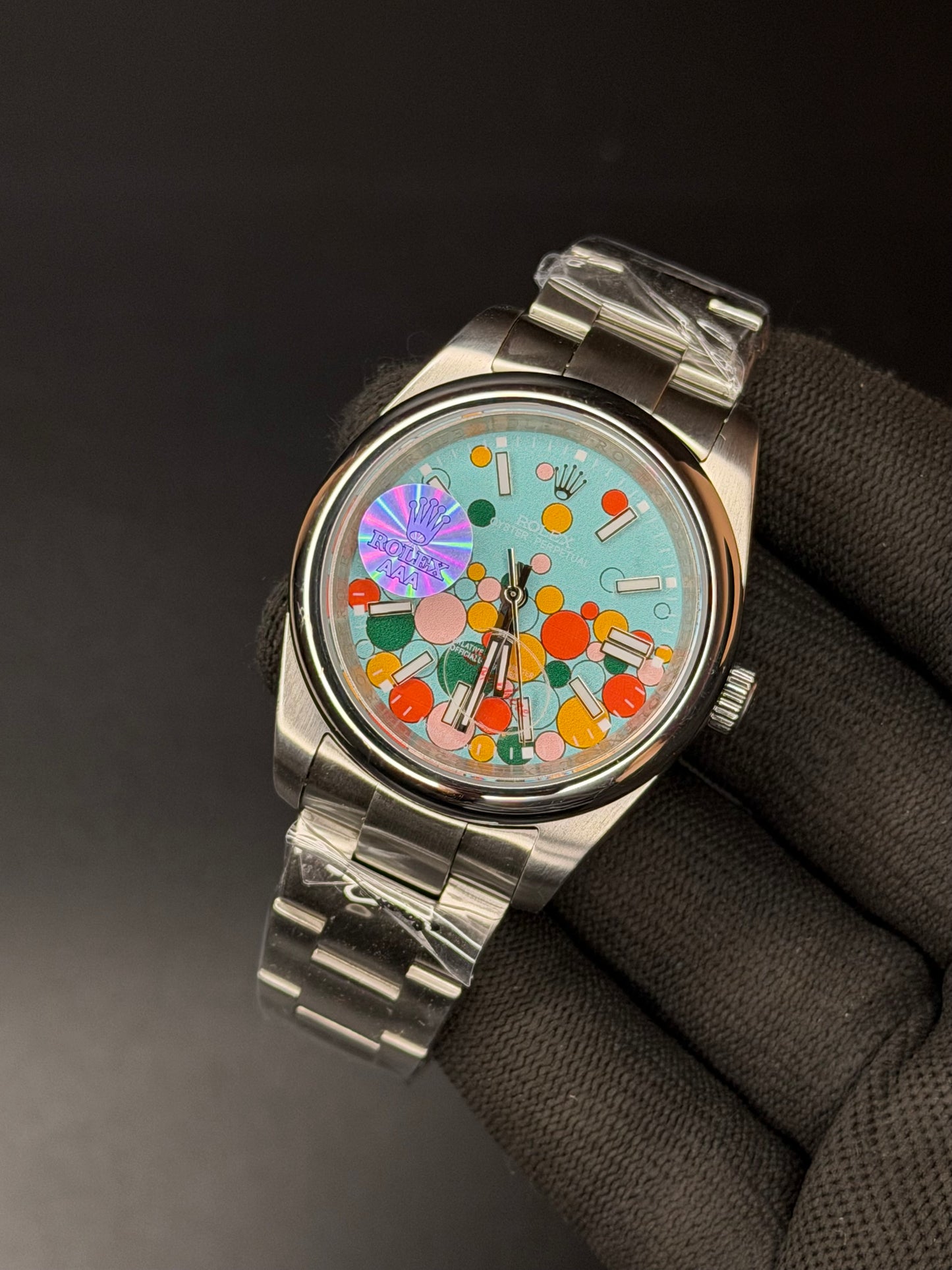 41mm Oyster Style Automatic Watch – Celebration Dial