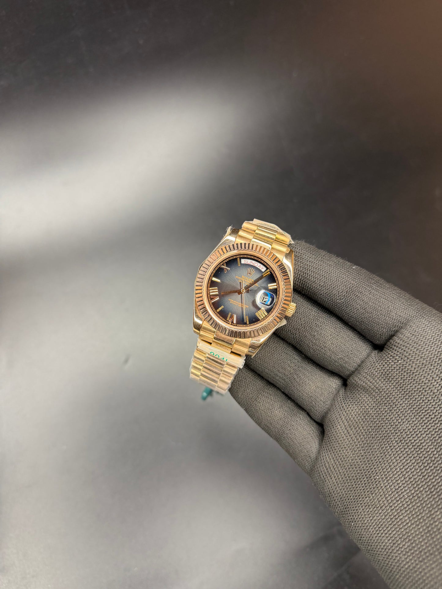40mm Day-Date Style Automatic Watch – Slate Ombrè Dial | President Bracelet