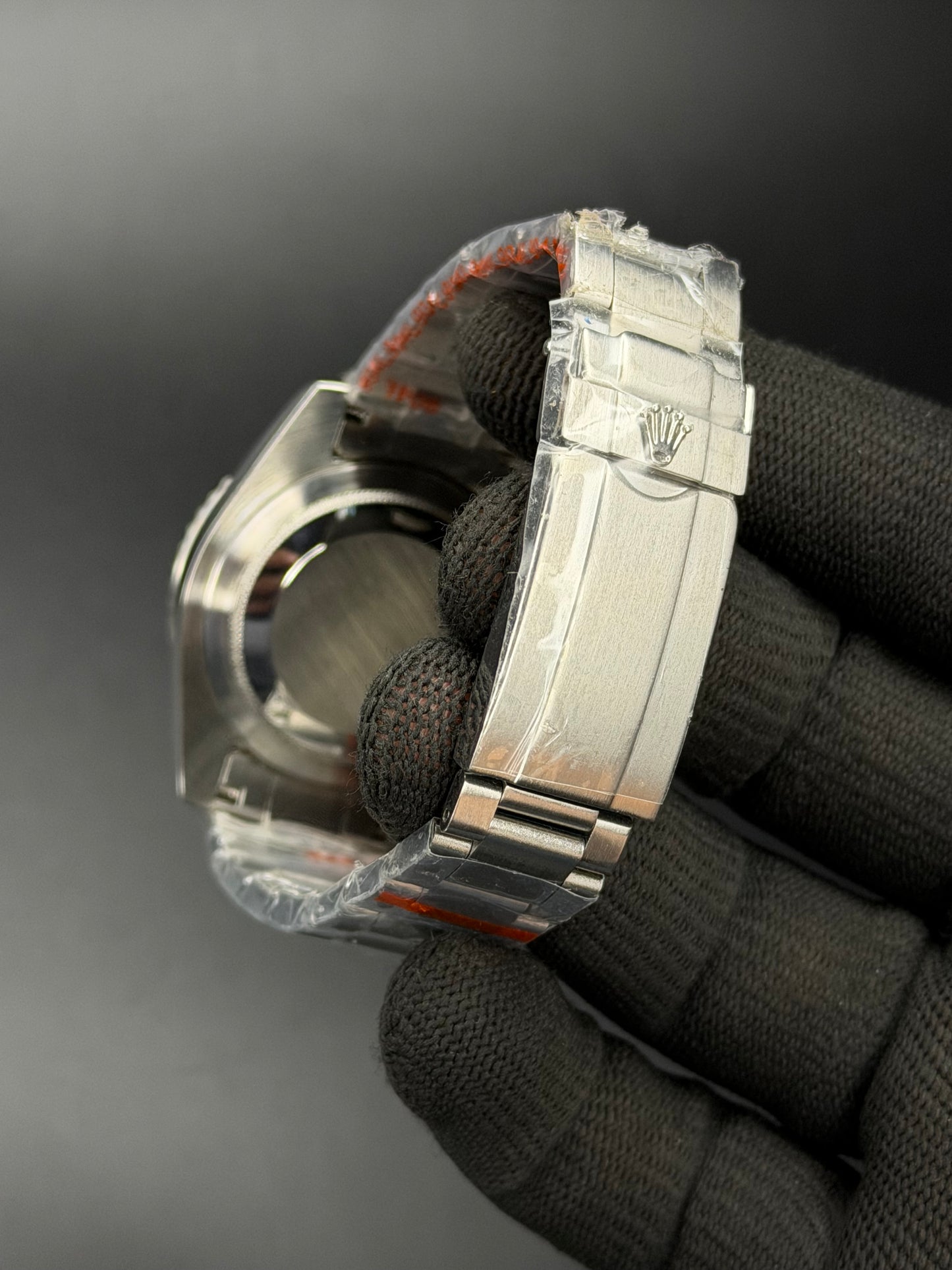 40mm Diver Automatic Watch – Black Dial | Oyster Bracelet