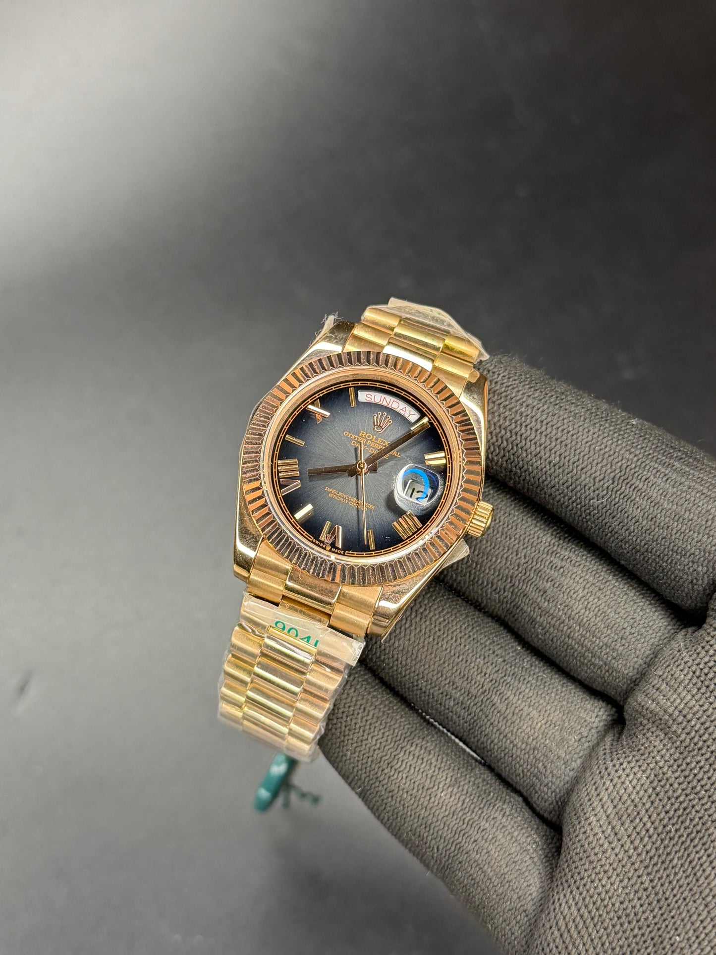 40mm Day-Date Style Automatic Watch – Slate Ombrè Dial | President Bracelet