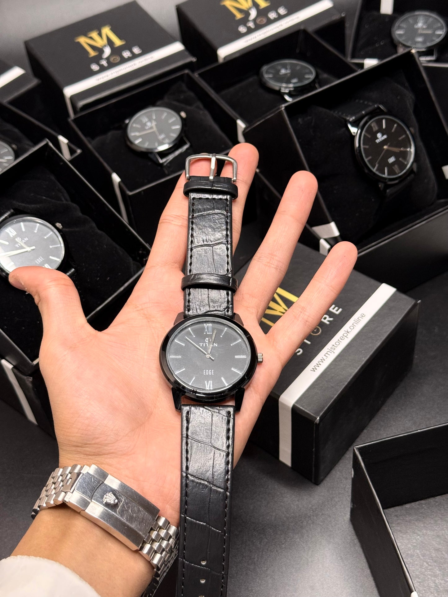 Men's luxury leather watch Roman numerals MJ Titan Edge