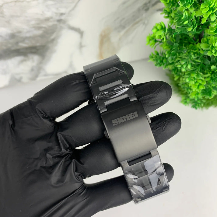 SKM | Triple Time Black | ZNT 032